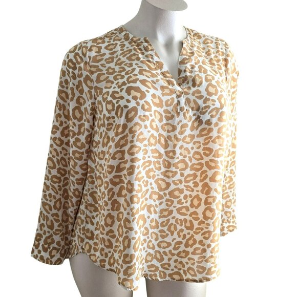 Torrid Womens Leopard Print Blouse Size 1 Tan & White V-Neck Long Sleeve JJ3876 - Picture 2 of 10